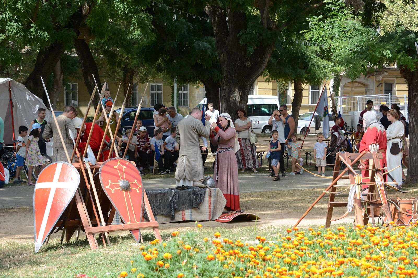 Sok-sok családi programmal vár a Koronázási Ünnepi Játékok a Belvárosban